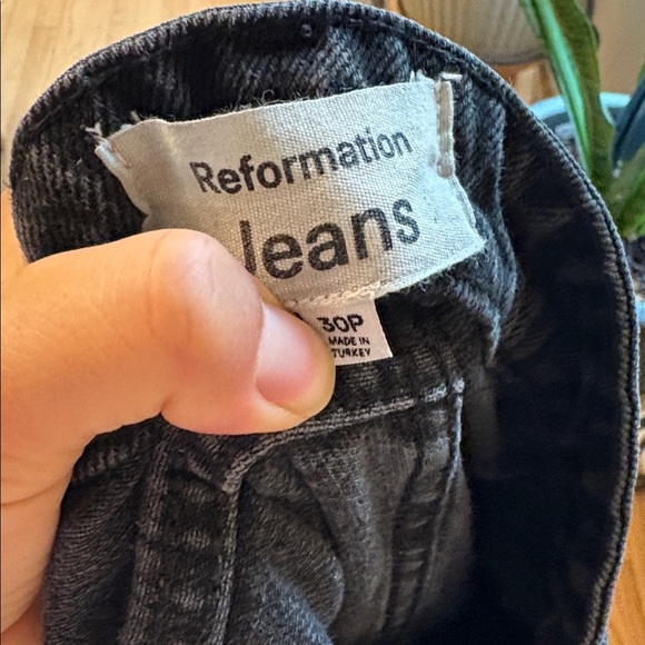 Reformation Black Cynthia High Rise Straight Jeans size 30 PETITE - Picture 3 of 7
